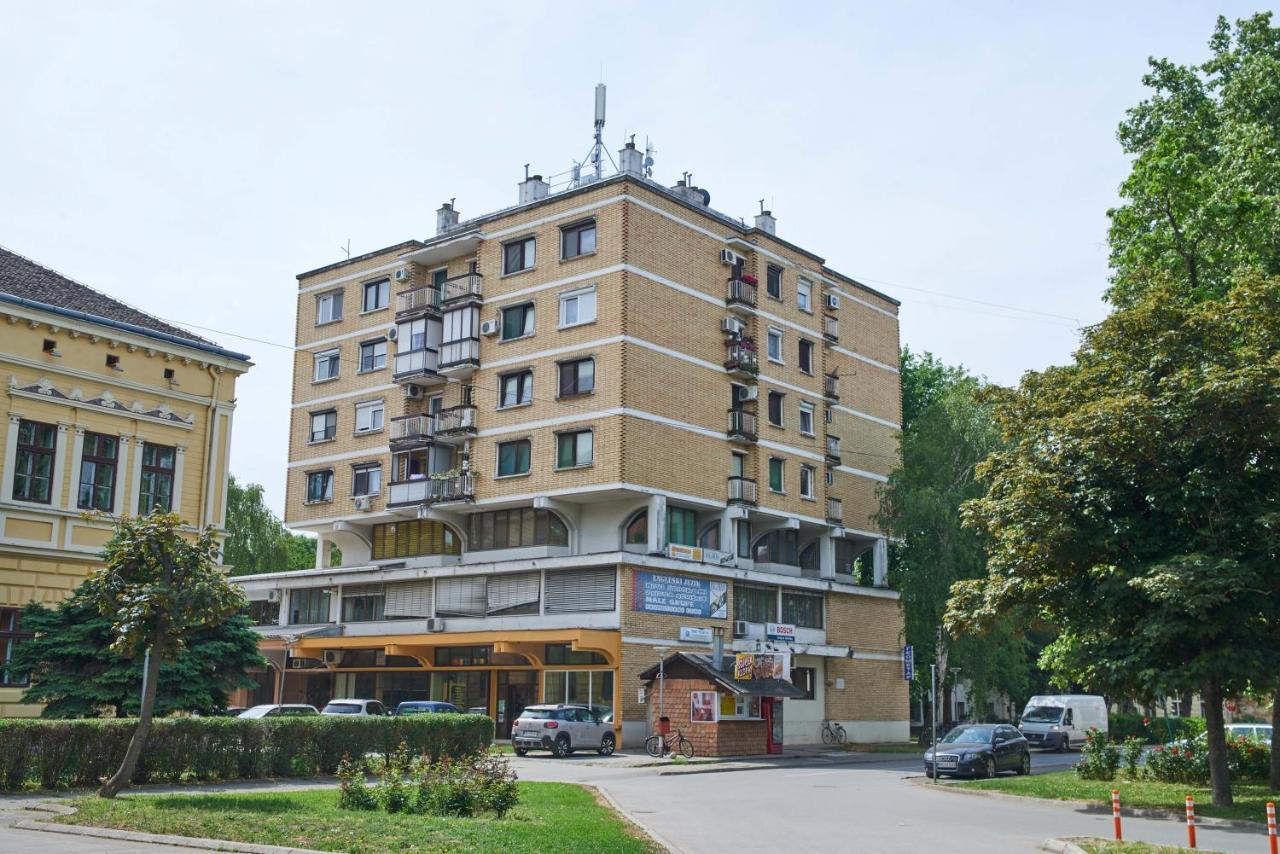 Apartman Ana Bečej Eksteriør billede